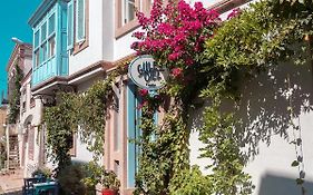 Güle  Otel